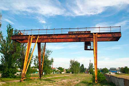 Демонтаж козлового крана