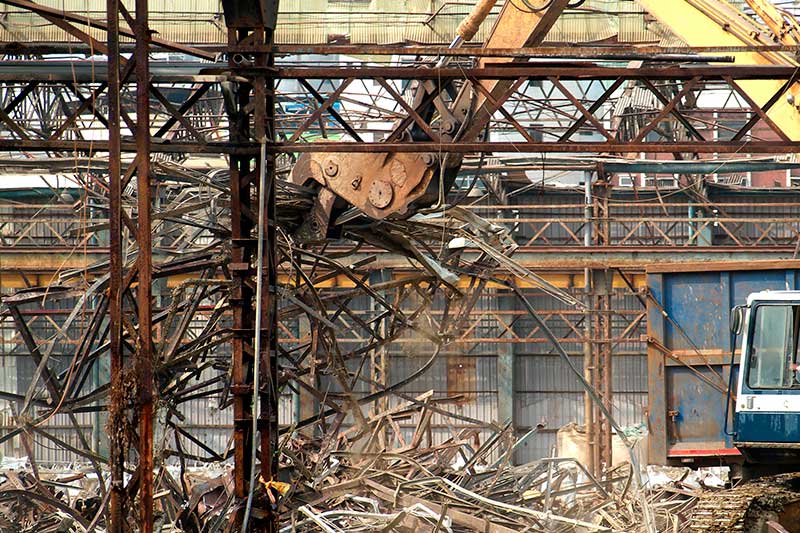 Демонтаж цехов и заводов